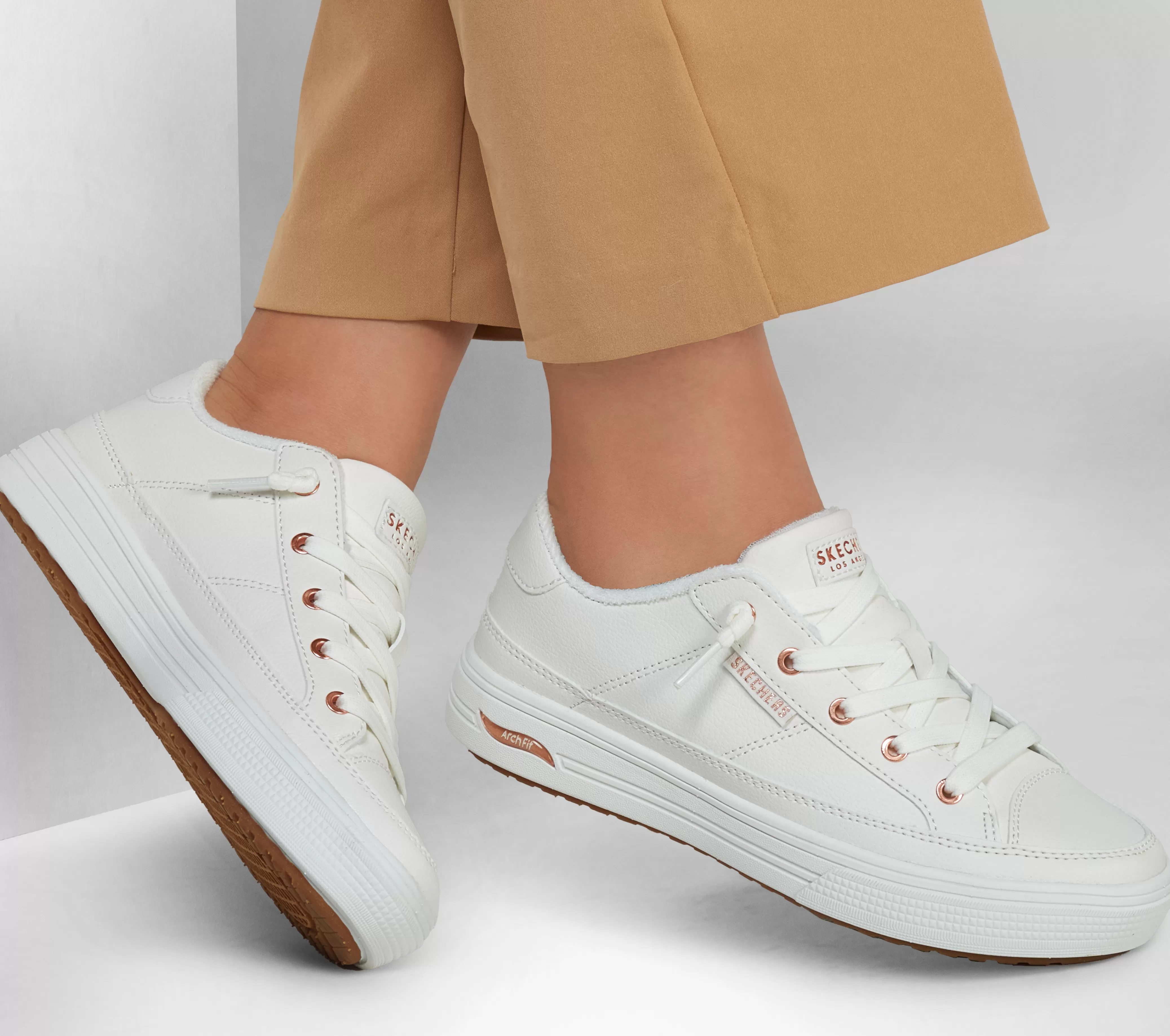 SKECHERS Arch Fit Arcade - On My Way | Mujer Con Cordones | Sin Cordones