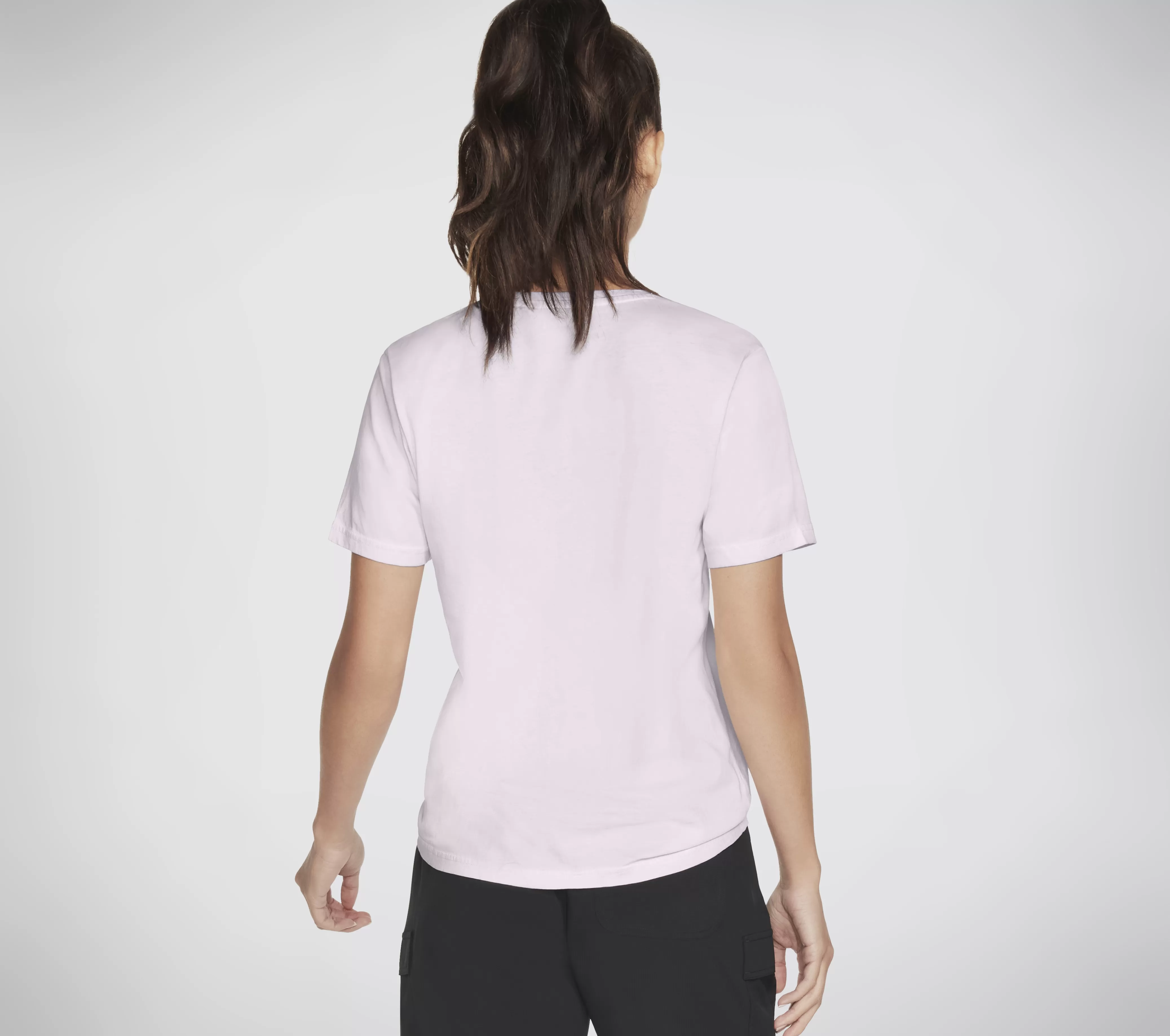 SKECHERS Diamond Wash Hatha V-Neck Pocket Tee | Mujer Tops Y Partes De Arriba | Tops Y Partes De Arriba