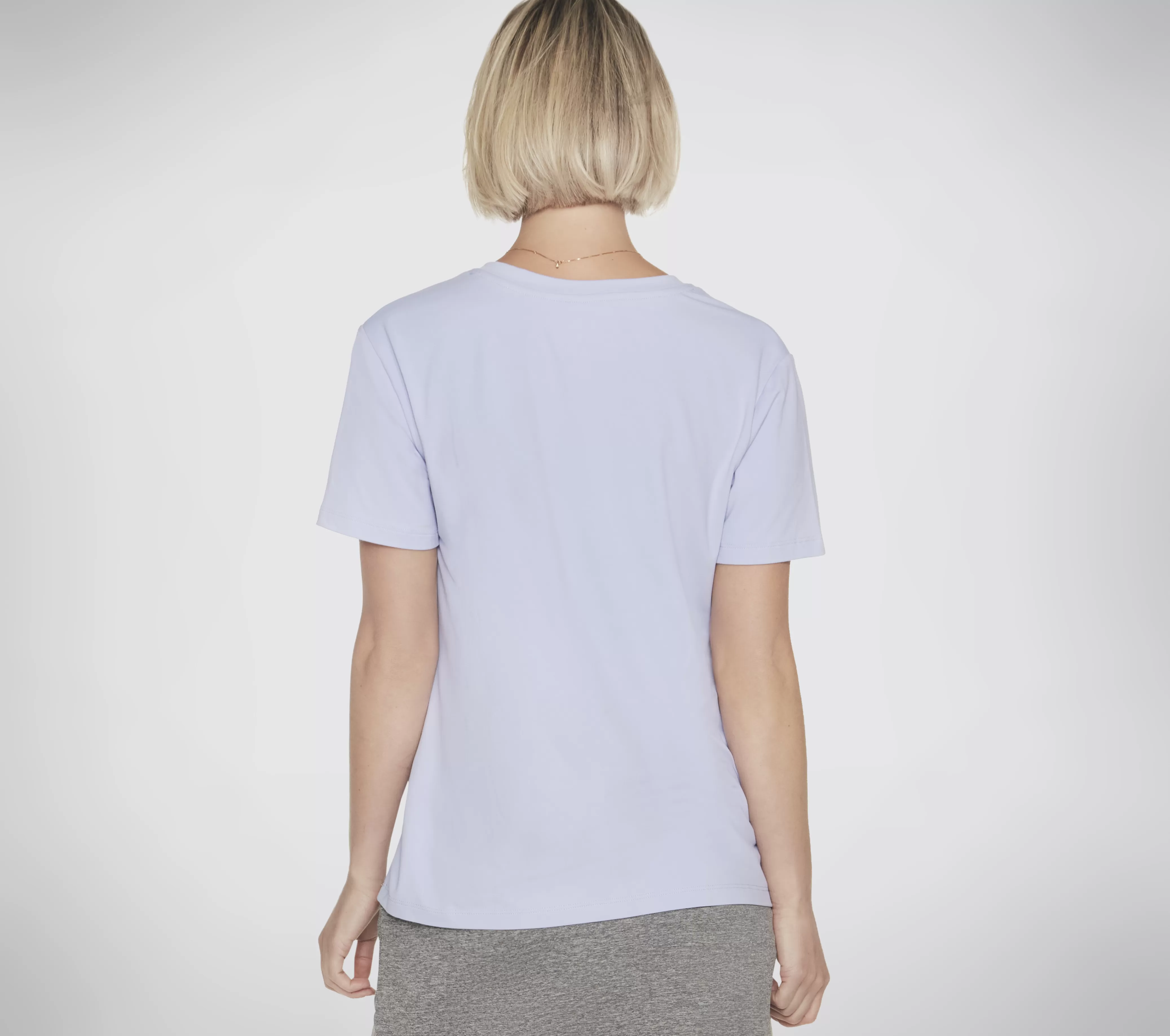 SKECHERS GO DRI SERENE V-Neck Tee | Mujer Tops Y Partes De Arriba | Tops Y Partes De Arriba