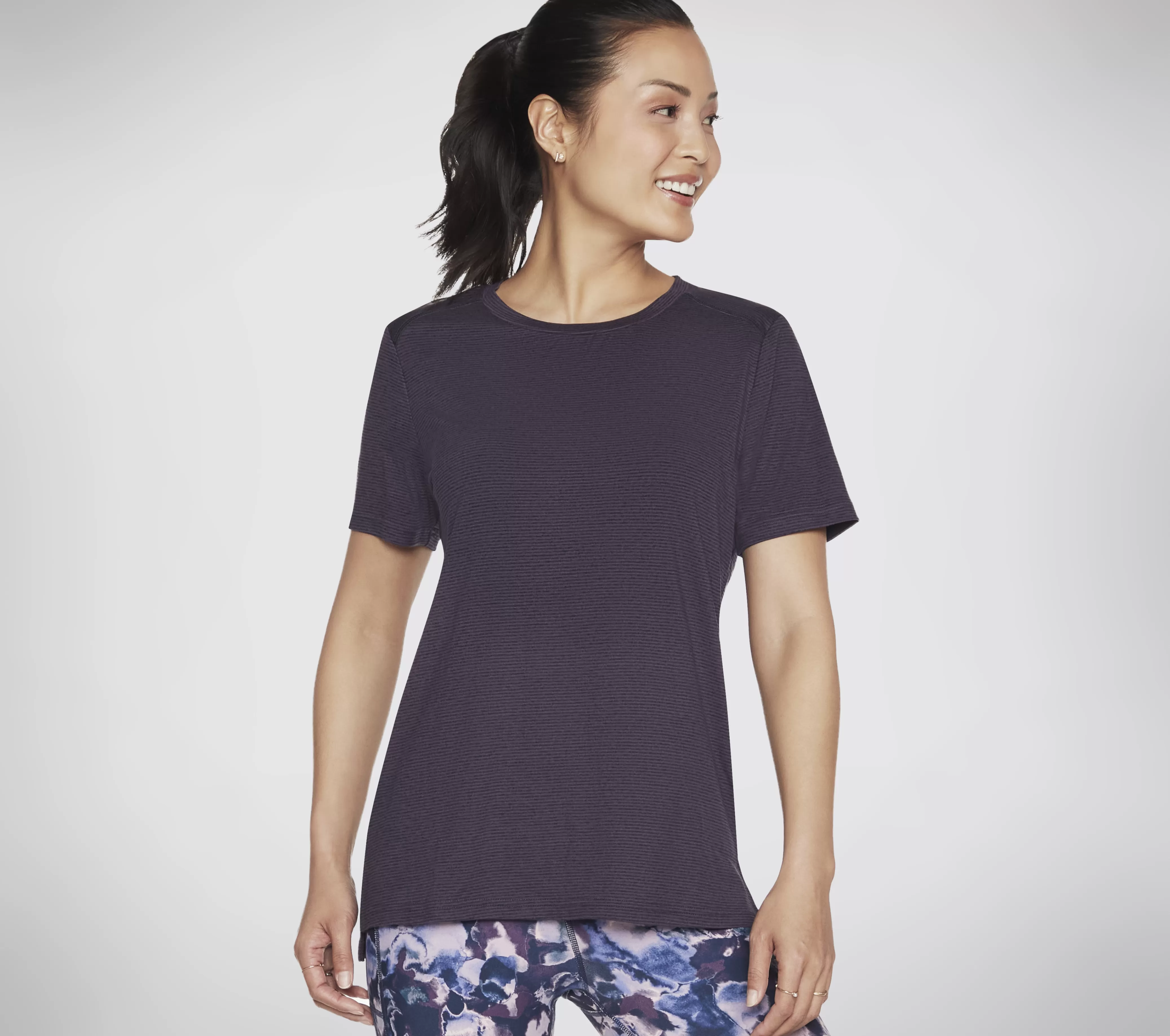 SKECHERS GODRI STRIDE Tunic Tee | Mujer Tops Y Partes De Arriba | Tops Y Partes De Arriba