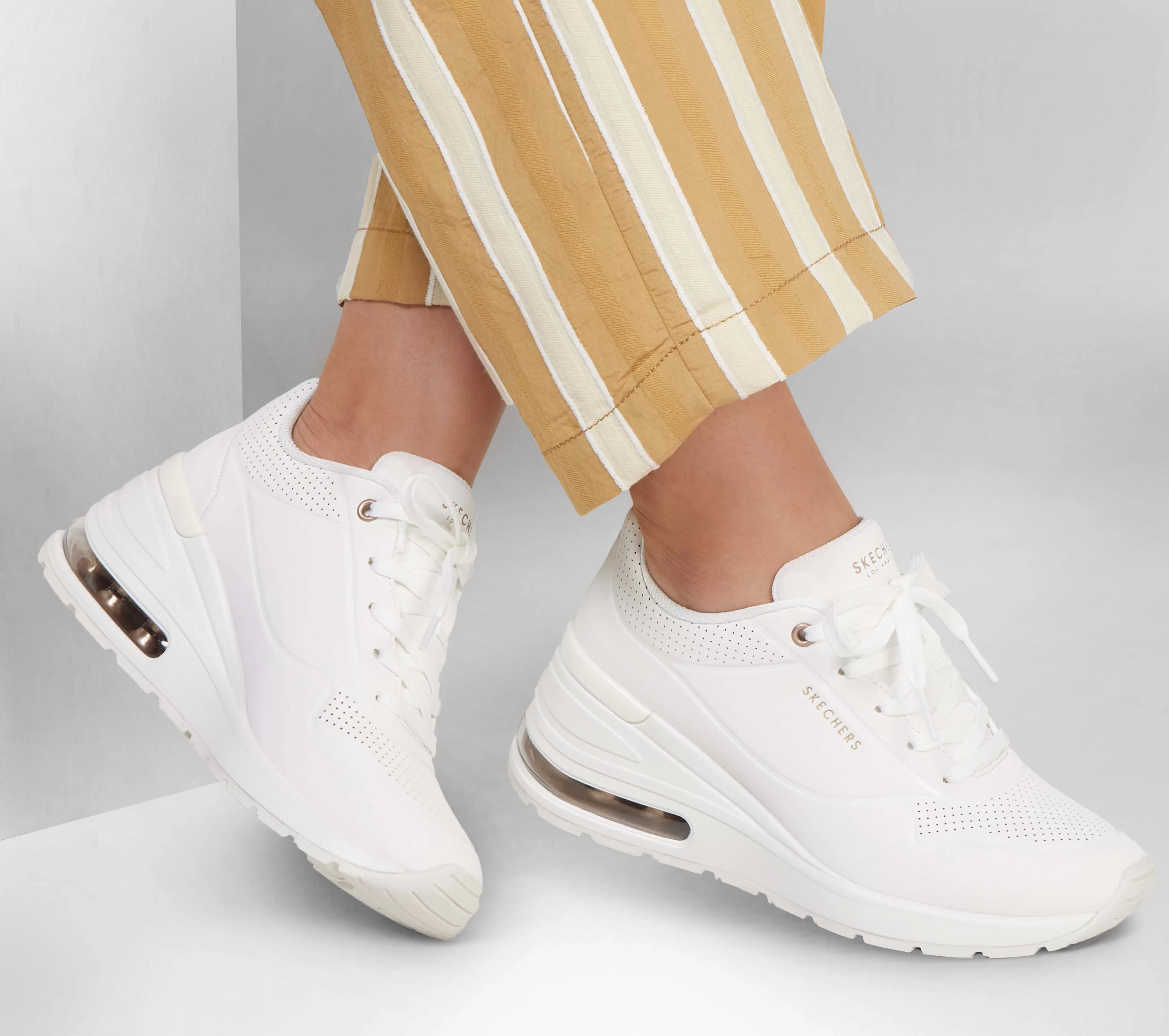 SKECHERS Million Air - Elevated Air | Mujer Cuñas | Con Cordones