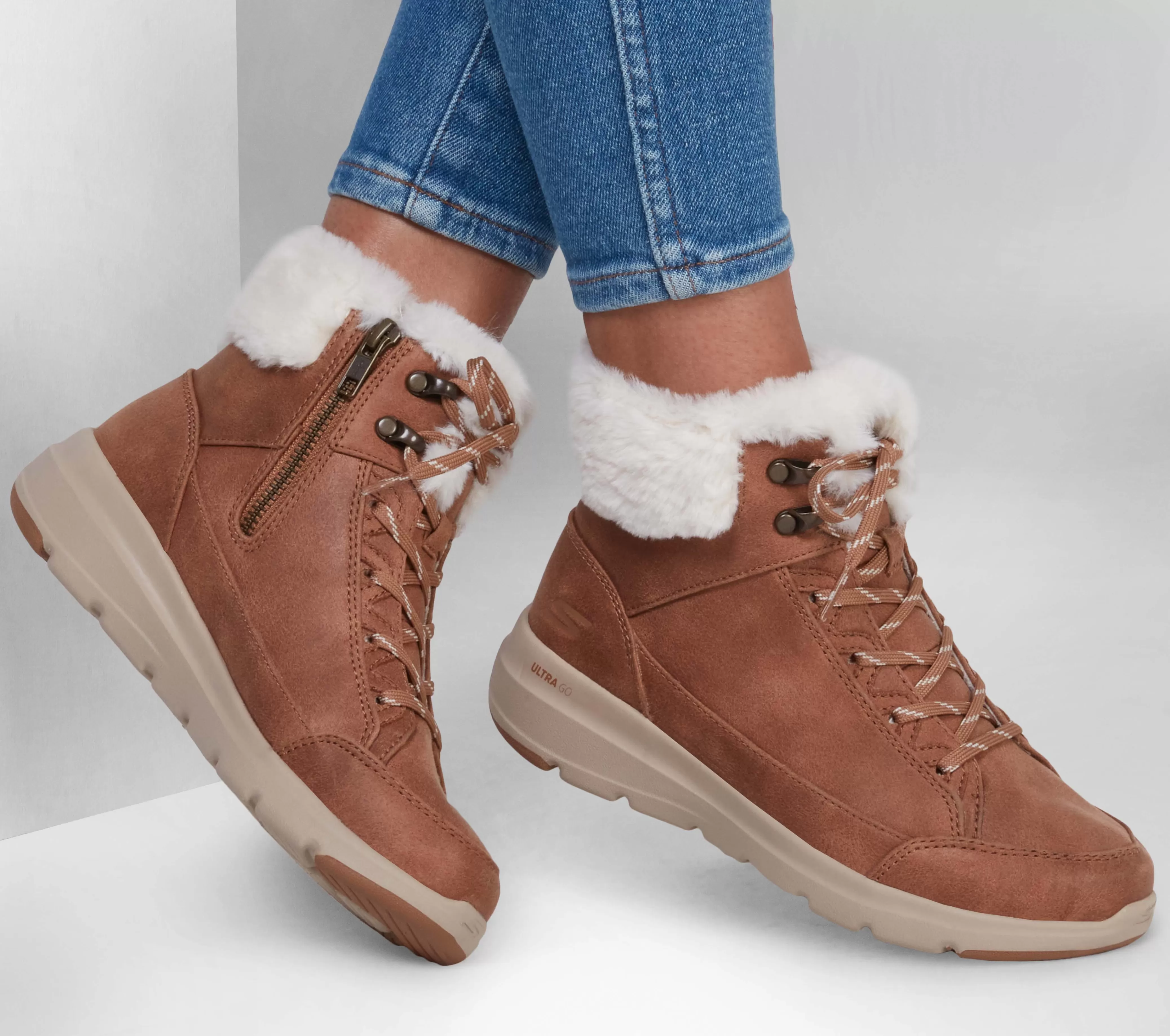 SKECHERS On-the-GO Glacial Ultra - Cozyly | Mujer Con Cordones | Botas