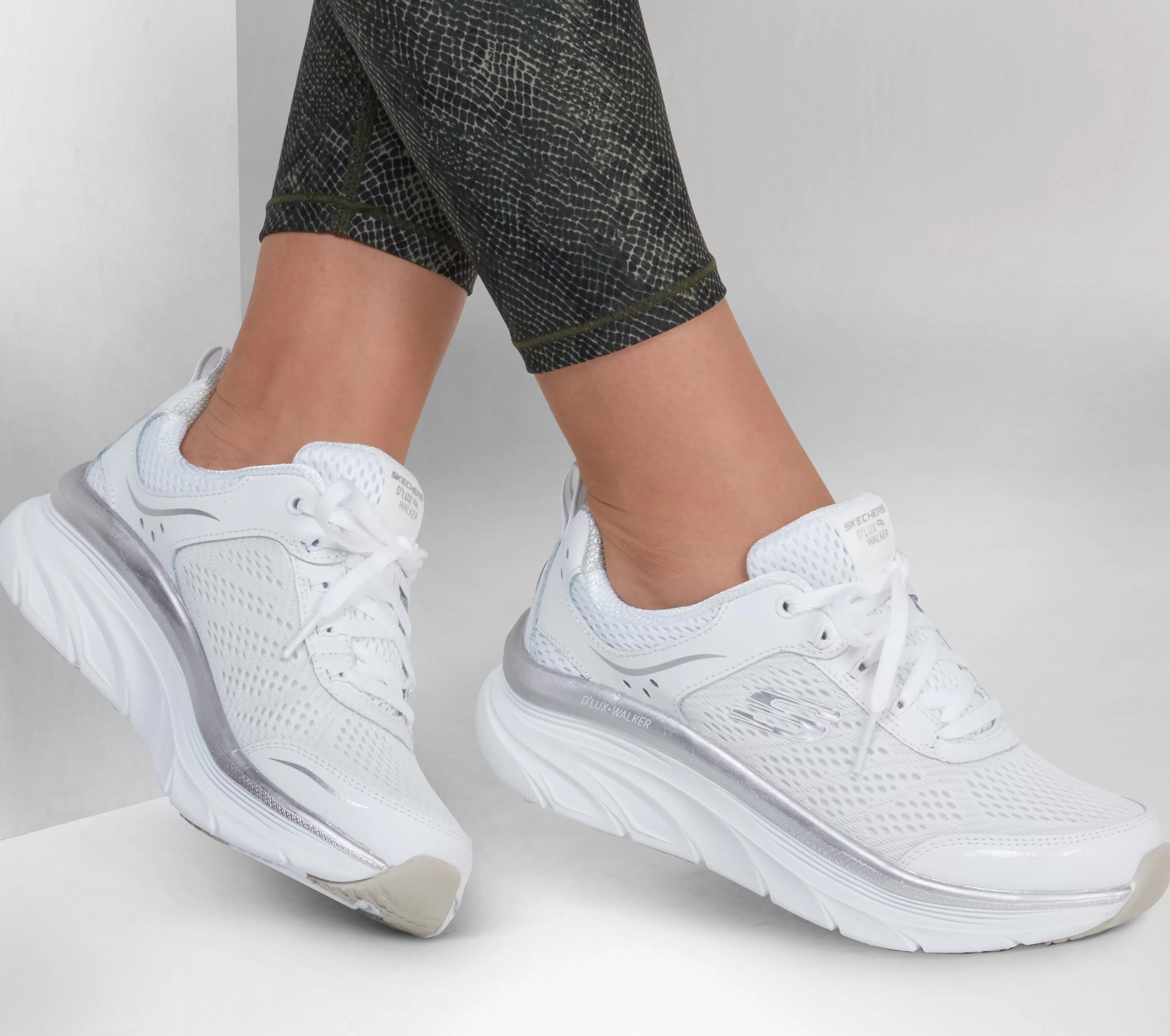 SKECHERS Relaxed Fit: D'Lux Walker - Infinite Motion | Mujer Con Cordones | Zapatillas De Deporte