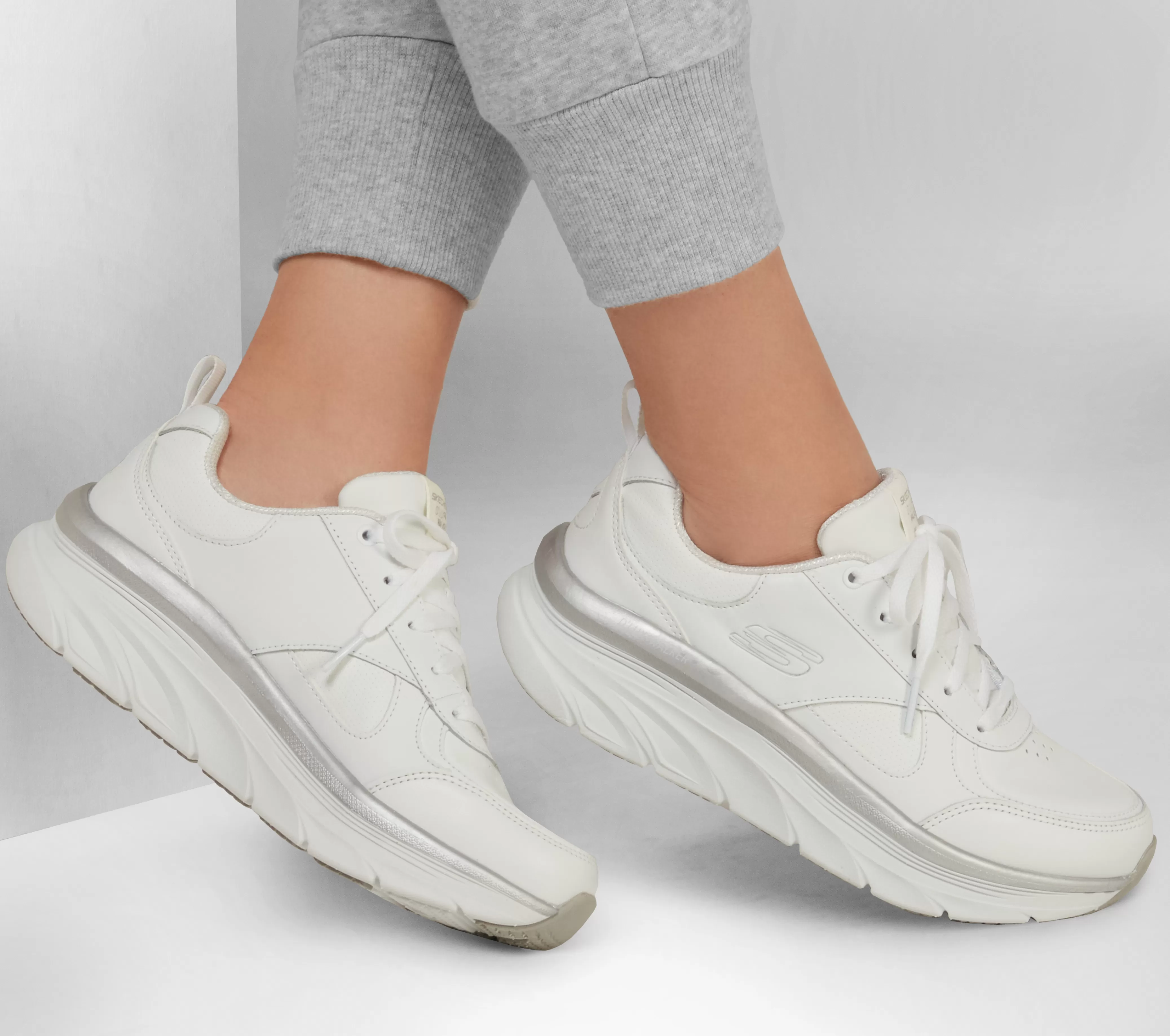 SKECHERS Relaxed Fit: D'Lux Walker - Timeless Path | Mujer Con Cordones | Zapatillas De Deporte