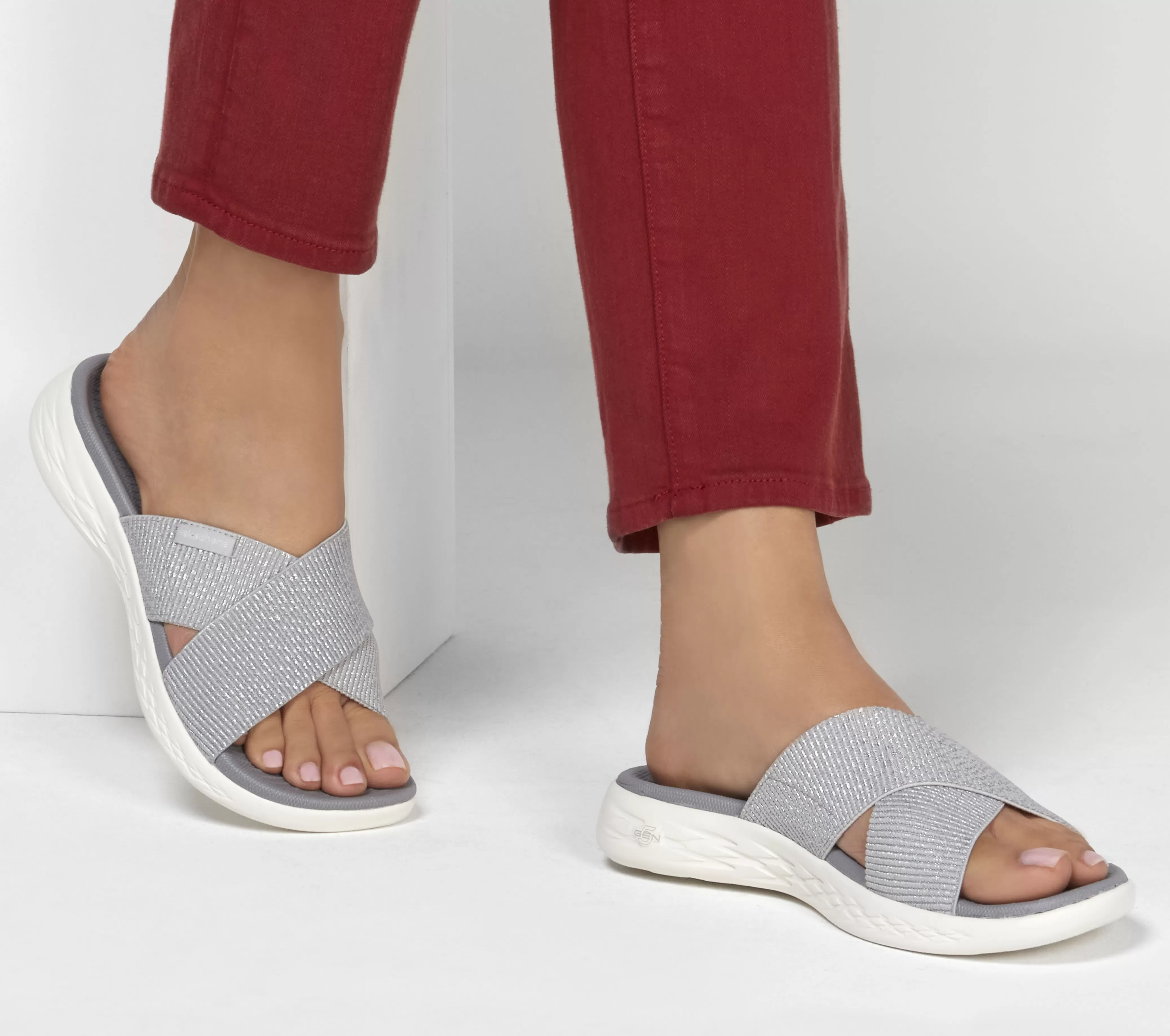 SKECHERS On-the-GO 600 - Glistening | Mujer Sandalias