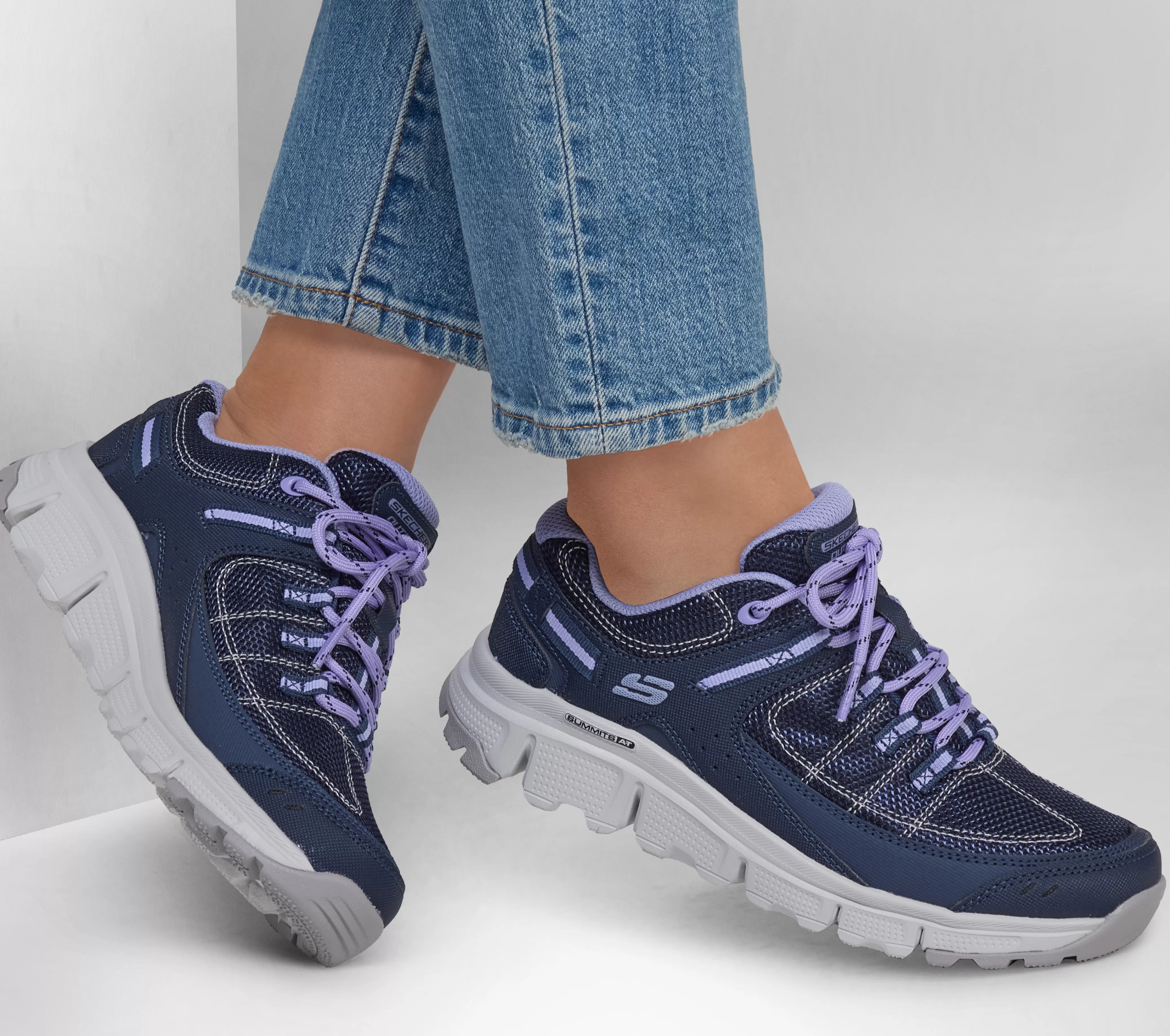 SKECHERS Summits AT - Artists Bluff | Mujer Con Cordones | Zapatillas De Deporte